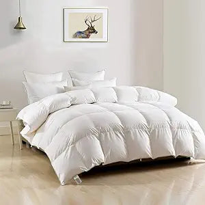 DWR linen duvet cover with ties, king/California king size. Crafted from natural linen fabric, featuring corner ties to keep the duvet securely in place. Offers a relaxed, textured look and breathable comfort for a stylish and cozy bedroom.